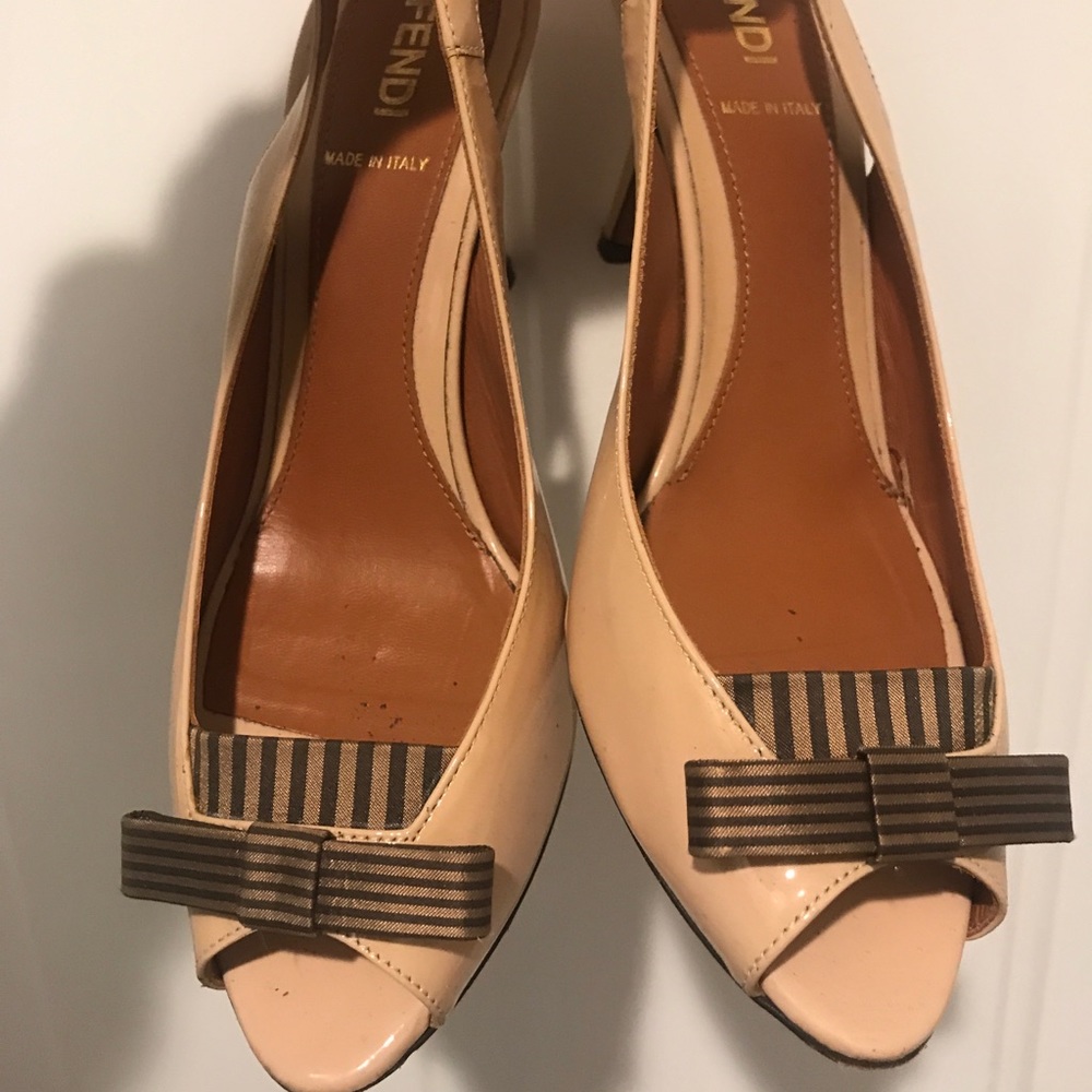 Authentic fendi slingback shoes size 5 or 35